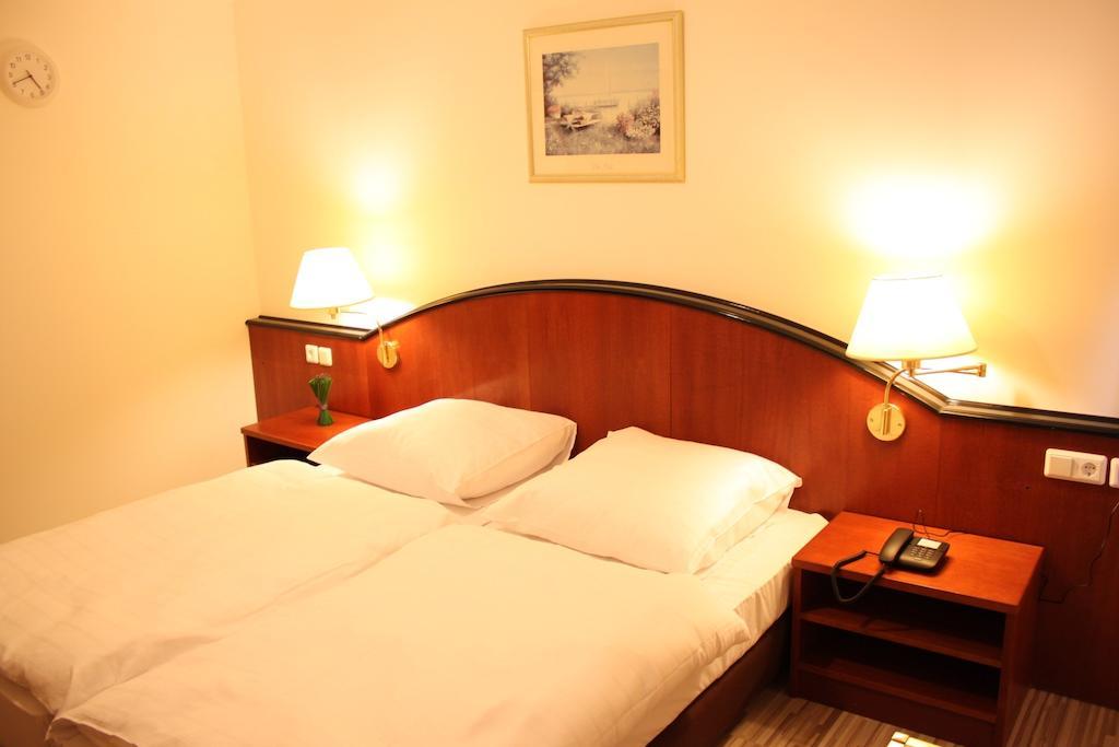 As Hotel Γκέτινγκεν Εξωτερικό φωτογραφία