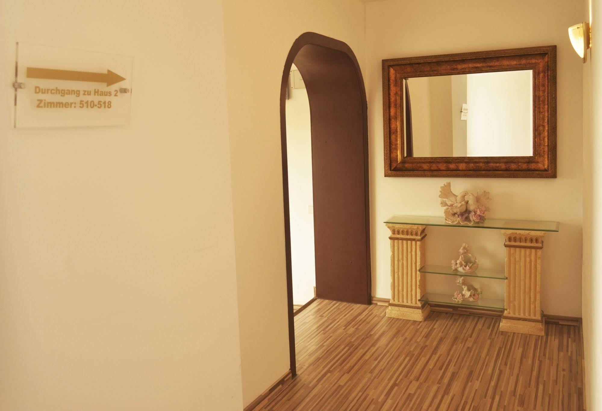 As Hotel Γκέτινγκεν Εξωτερικό φωτογραφία